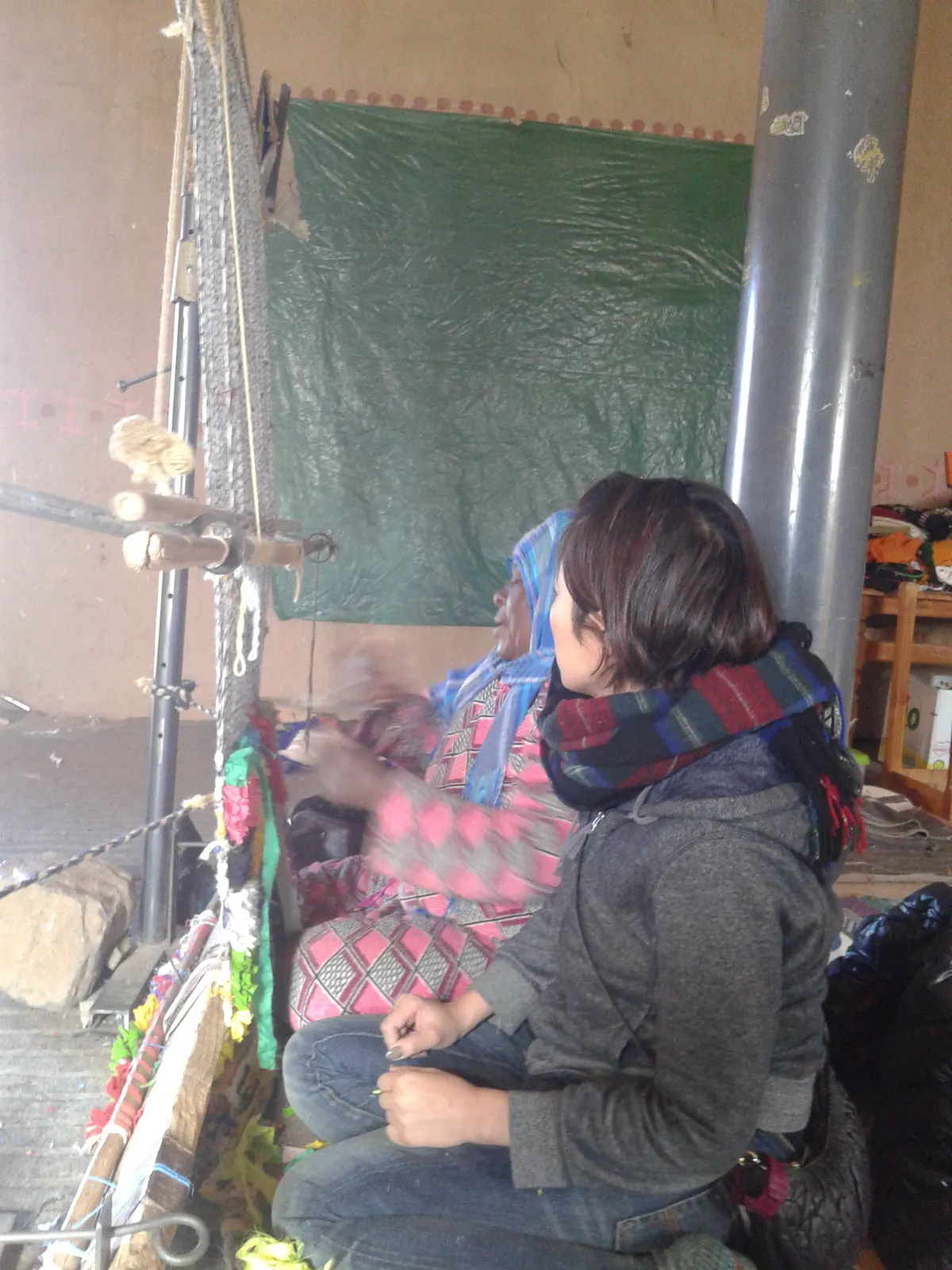 Artesanía en Khamlia: el telar de las mujeres del desierto