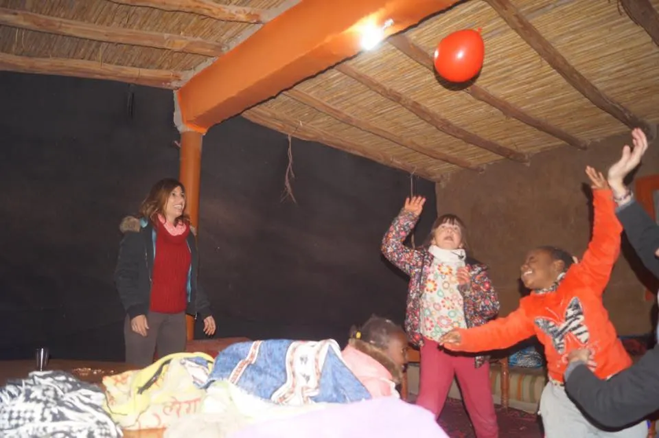 Mónica: veinte días de voluntariado en Khamlia, con mis hijas