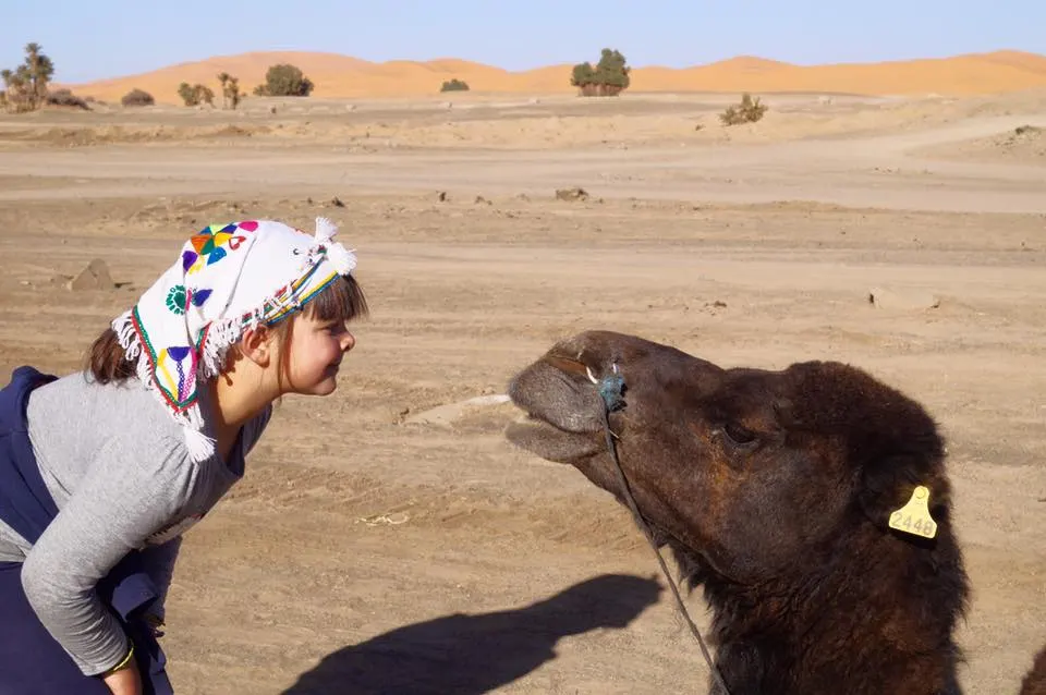 Mónica: veinte días de voluntariado en Khamlia, con mis hijas