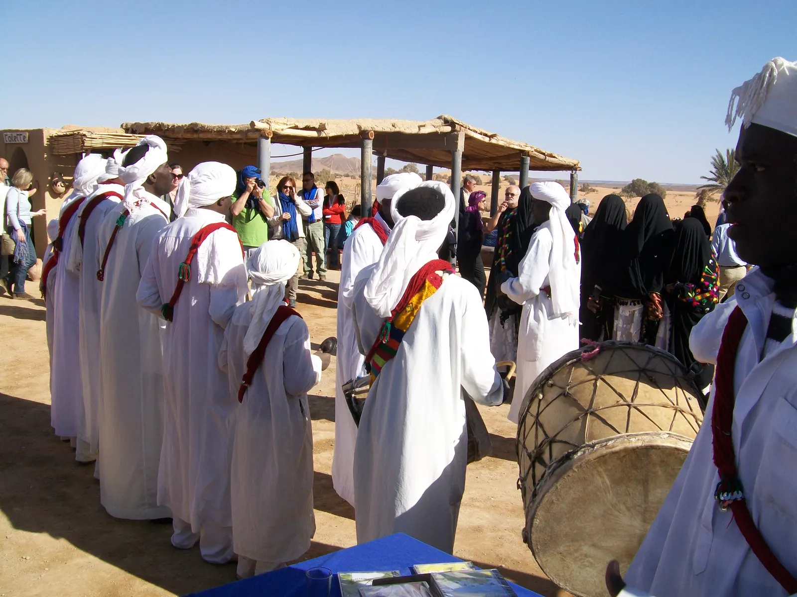 Les Pigeons du Sable: la música Gnaoua de Khamlia